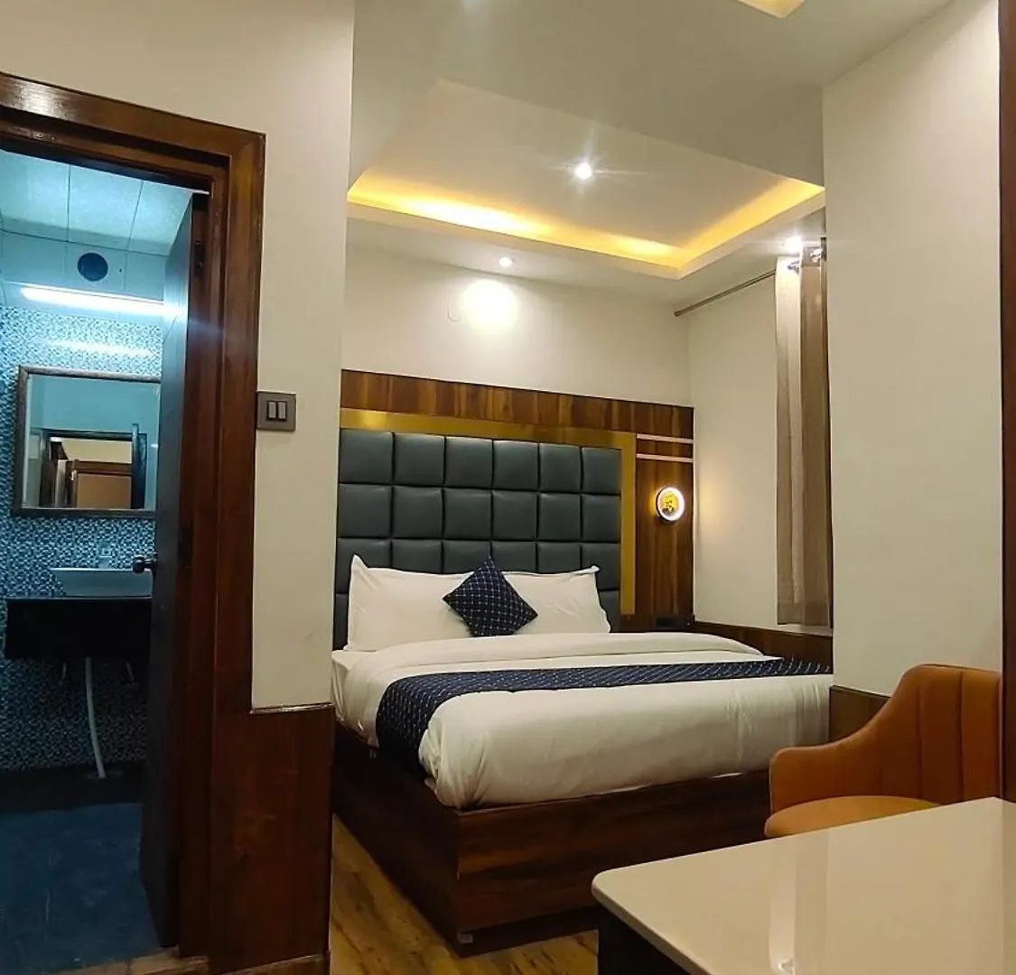 Hotel Mountain Zest - Simla Royale - Near Mall Road